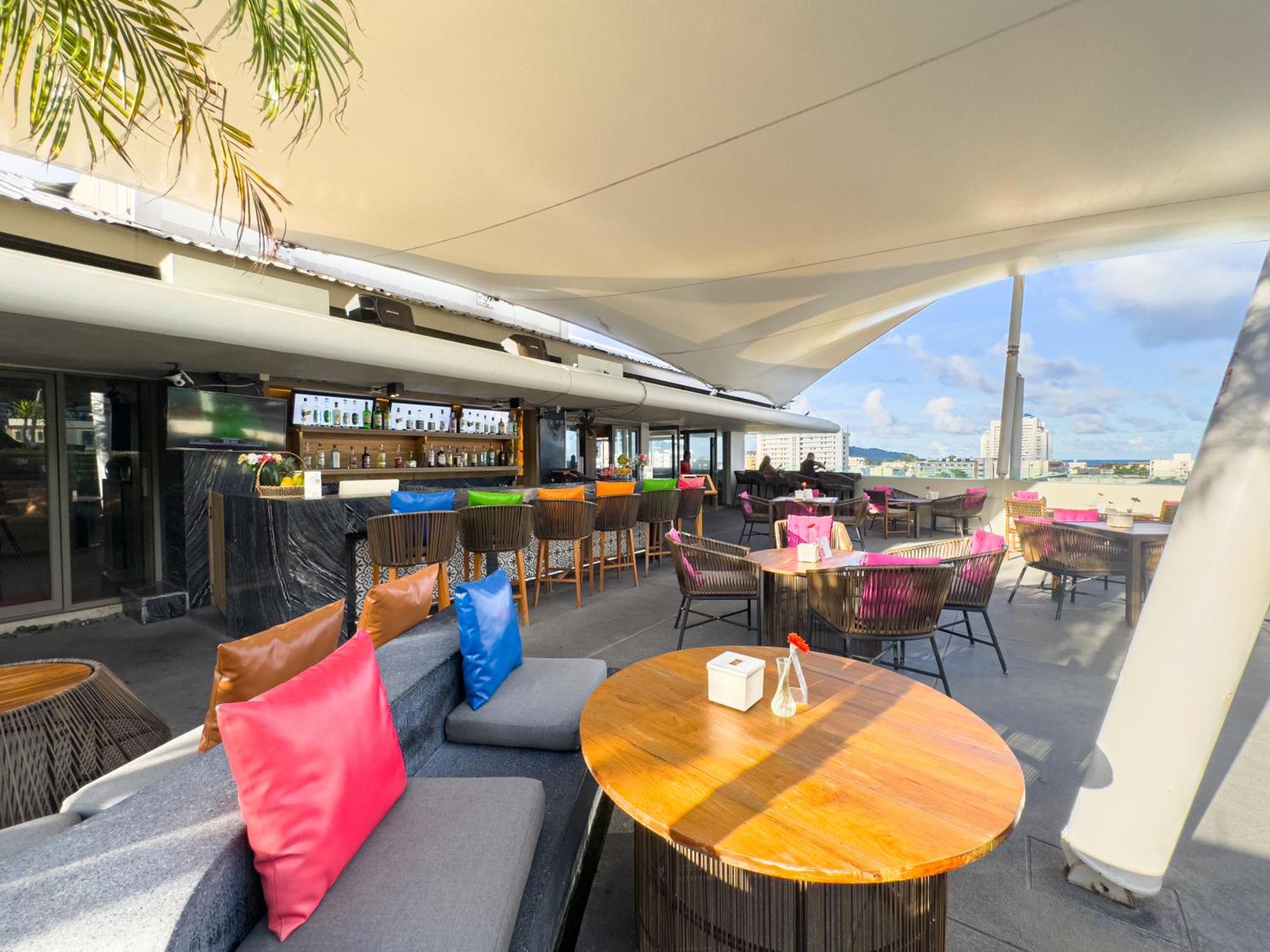 普吉岛旅程中心奥克伍德酒店【SHA Extra Plus】 Patong 外观 照片